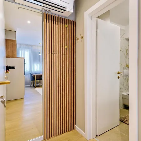 아파트 Stylish - Near Bridge