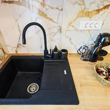 Stylish - Near Bridge * 자다르