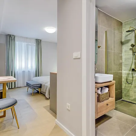 아파트 Stylish - Near Bridge