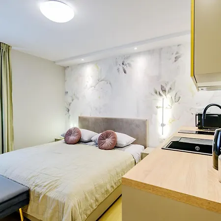 Stylish - Near Bridge Apartment *
