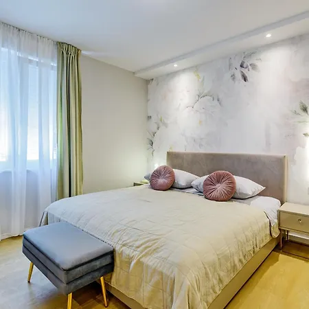 Apartment Stylish - Near Bridge Zadar