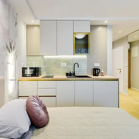 Apartment Stylish - Near Bridge