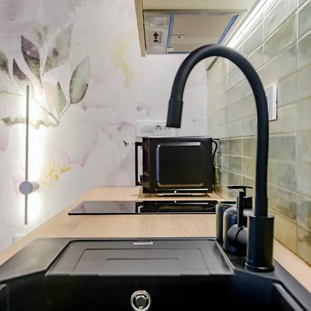 Stylish - Near Bridge 아파트 자다르